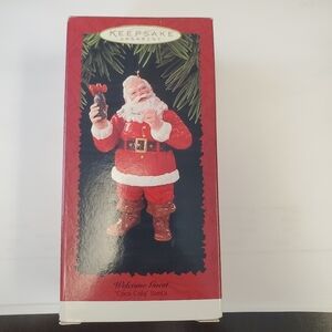1996 Hallmark Keepsake Christmas Ornament, Welcome Guest,  Coca-Cola Santa